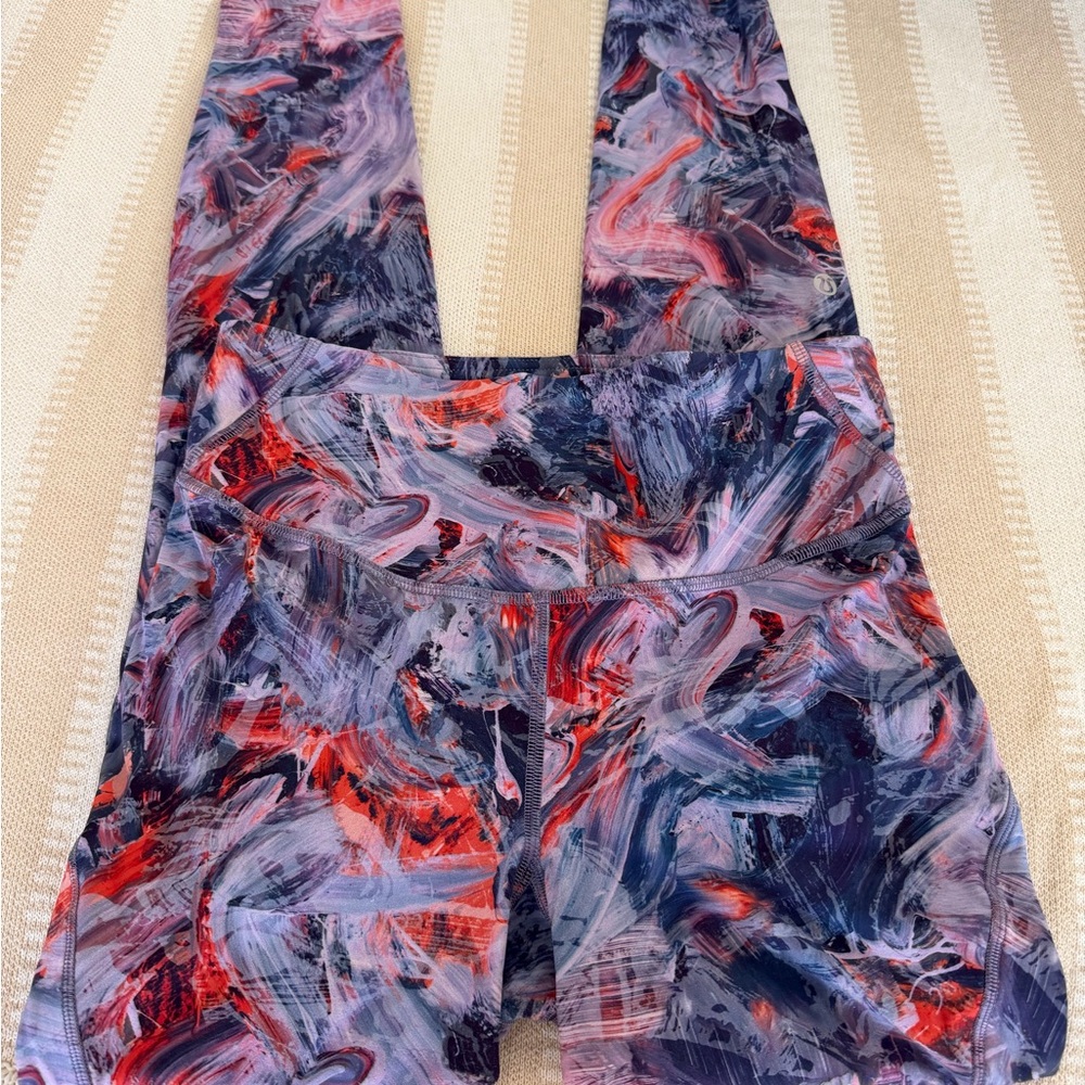 Lululemon Athletica Swirl Pattern Leggings